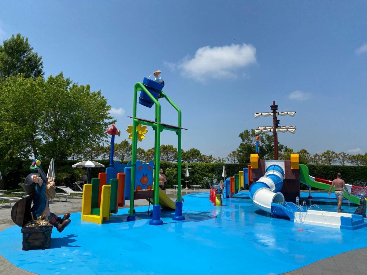 Volare Camp In Villaggio San Francesco دونا فيردي المظهر الخارجي الصورة