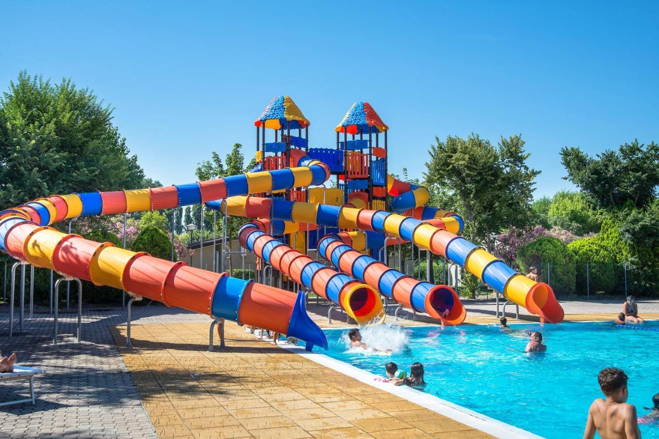 Volare Camp In Villaggio San Francesco دونا فيردي المظهر الخارجي الصورة